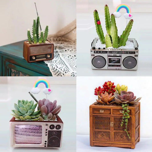 Cute Innovative Retro Plant Pot, Radio TV Shaped Succulent Plants Holder
Resin Crafts Radio Cabinet Statue Planter Home or Desktop Decor